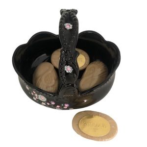 Vintage Pavlova Paris 1922 Basket Soap Dish and Swan Soaps